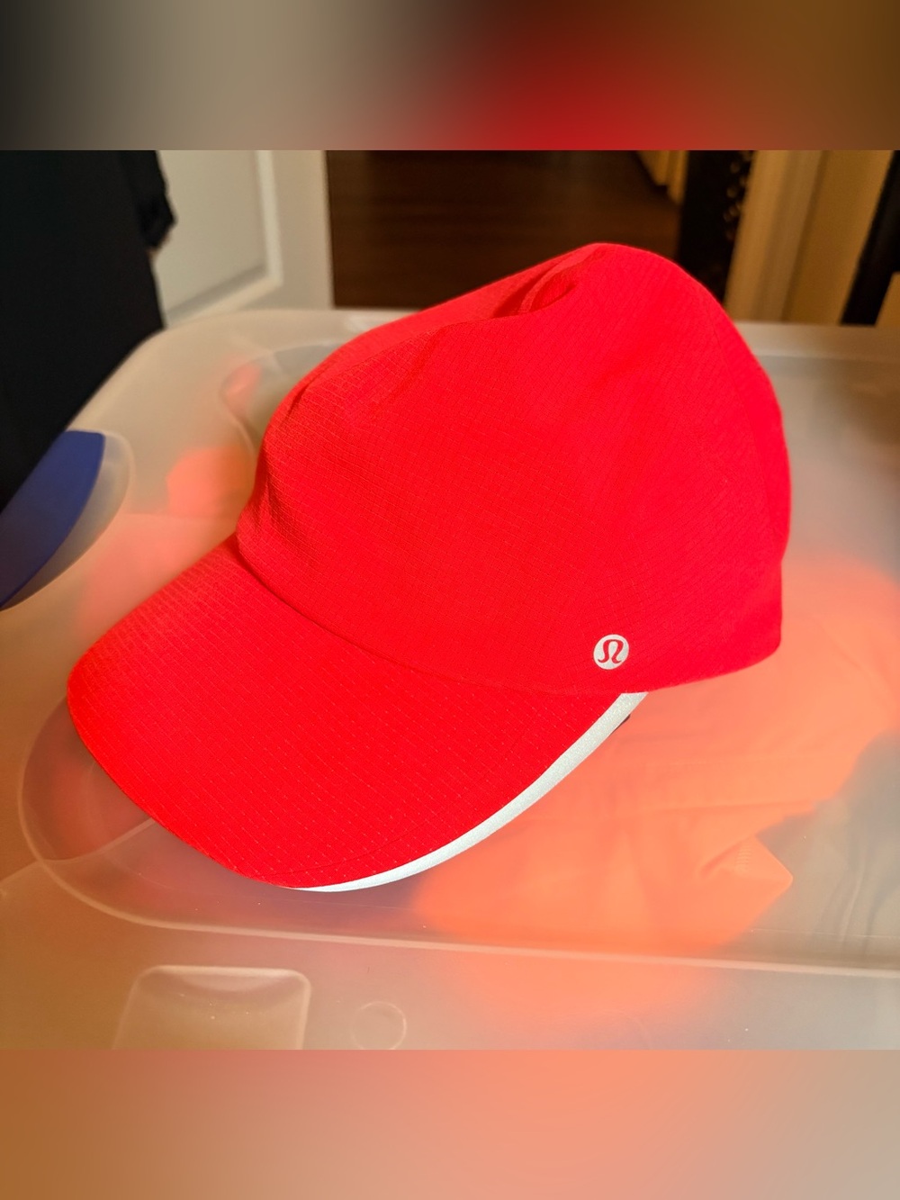 Lululemon Fast and Free Run Hat Woven Air. L/XL Red Glow
